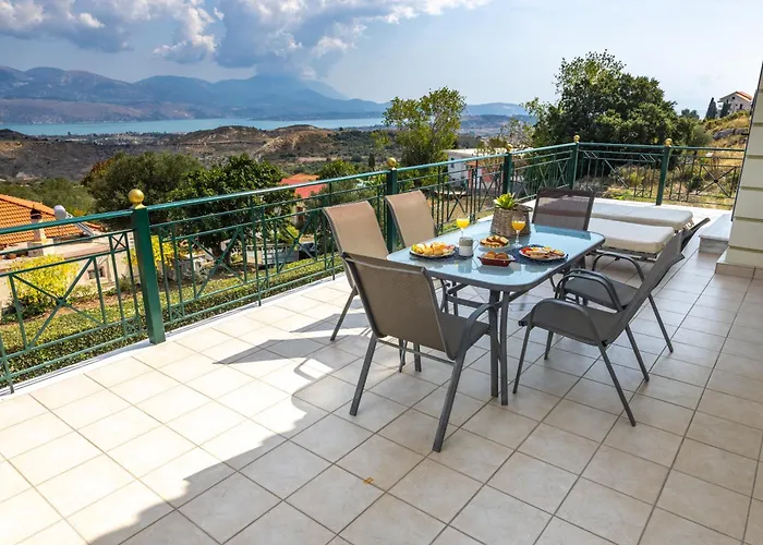 Theano - Family House In Lixouri, Kefalonia
