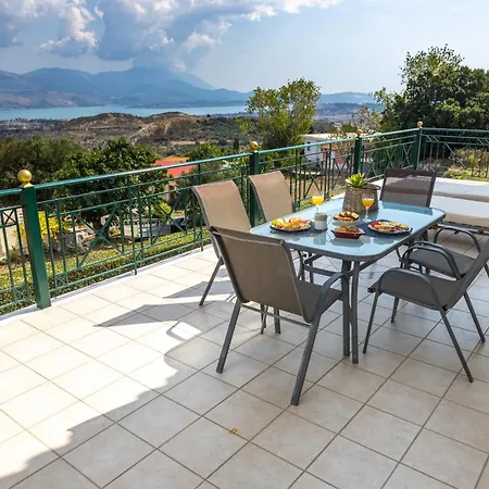 Theano - Family House In Lixouri, Kefalonia