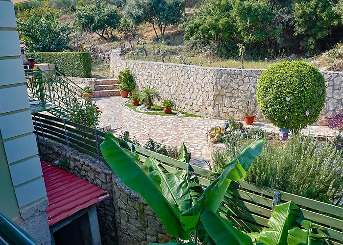 Апартаменты Theano - Family House In Lixouri, Kefalonia *